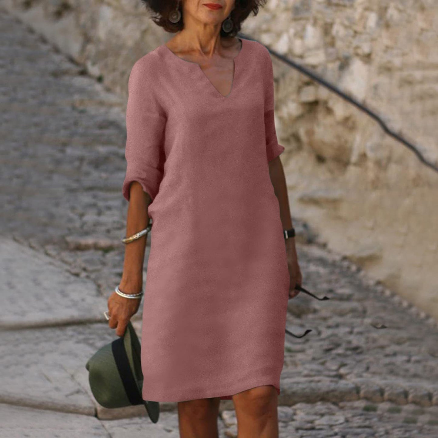 Robe d'été en coton et lin avec coutures classiques et taille haute