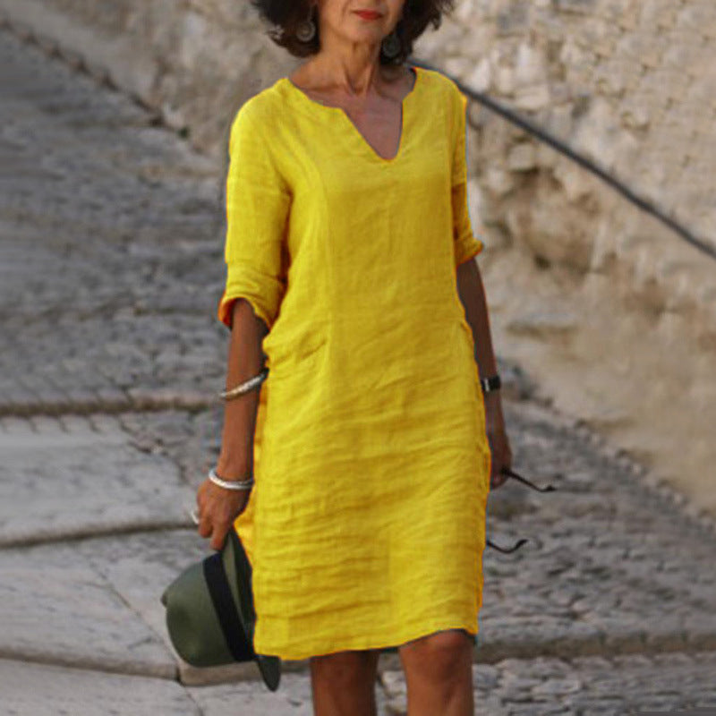 Robe d'été en coton et lin avec coutures classiques et taille haute