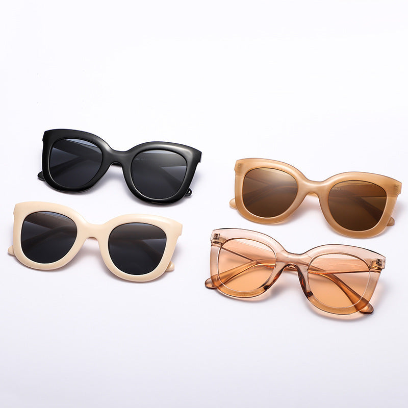 Nouvelles lunettes de soleil à large monture pour femmes